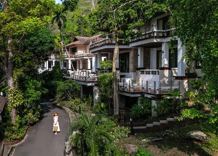 Baan Krating Phuket Resort Naiharn-Sha Plus