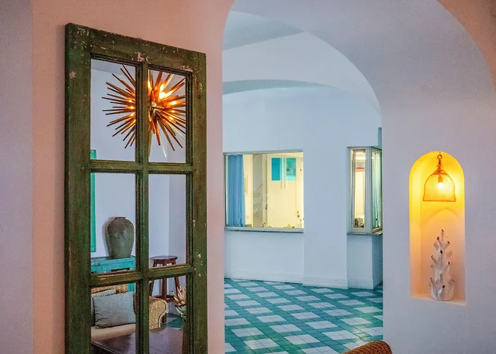 Hotel Baia Di Puolo
