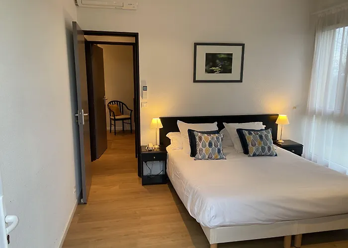Hotel Le Relais De Castelnau