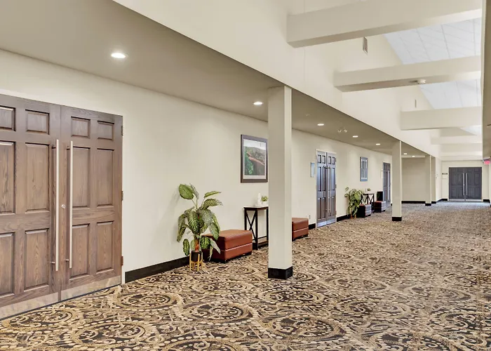 Superior Inn Hotel And Conference Centre Thunder Bay