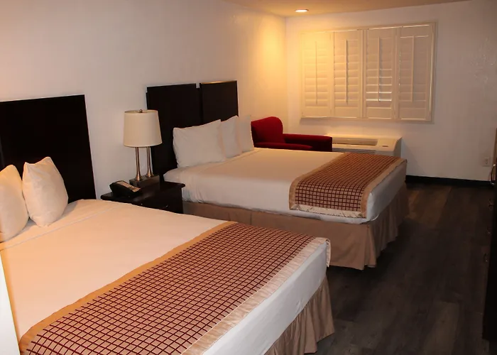 Infinity Inn & Suites