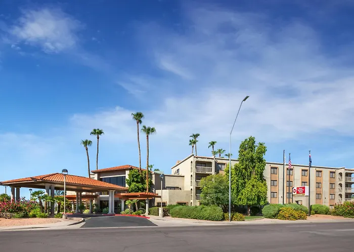 Best Western Plus Scottsdale Thunderbird Suites