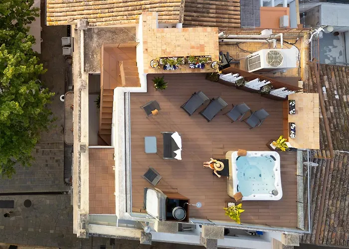Juma Historic Hotel