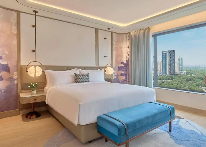 Athiva Pulse Navi Mumbai, Autograph Collection