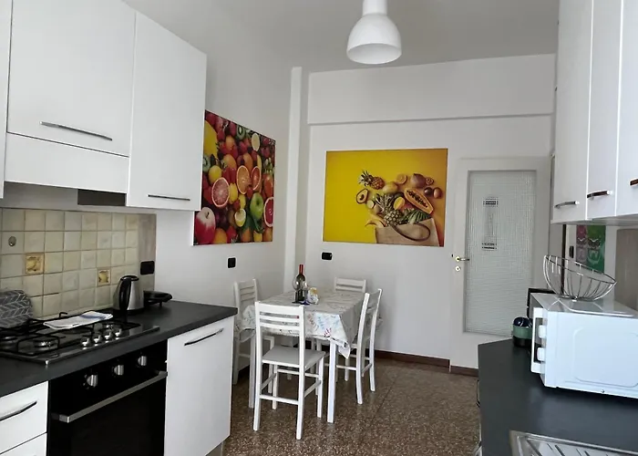 Magenta Apartment