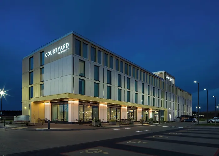 Courtyard By Marriott Inverness Airport