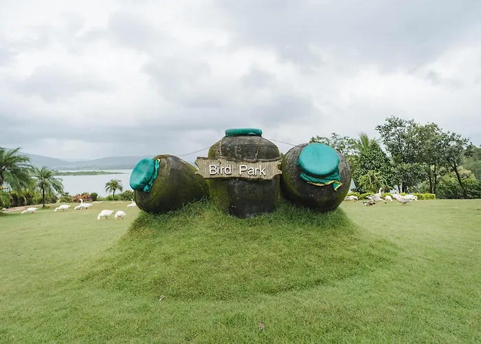 Fazlani Nature'S Nest- Your Pathway To Wellness Retreat