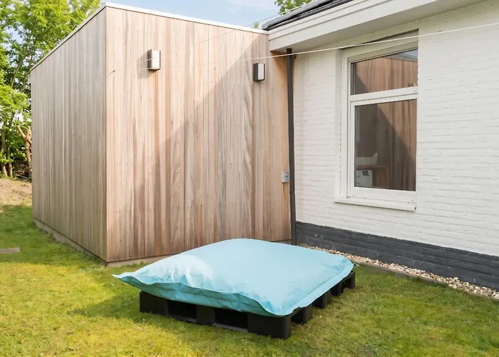 Welcome In - Vakantiewoning Met Ruime Tuin En Open Haard I Horizon 3 Renesse