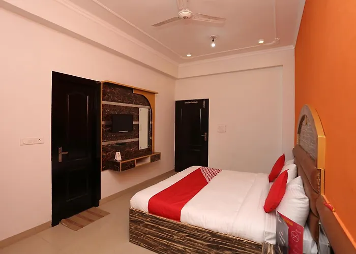 Super Hotel O Shree Radha Resort