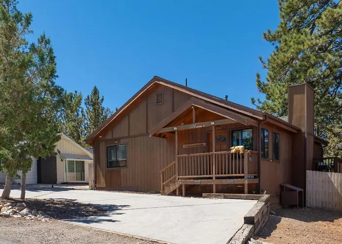 Villa Grove | 3 Mi To Bear Mtn, Hot Tub & Games