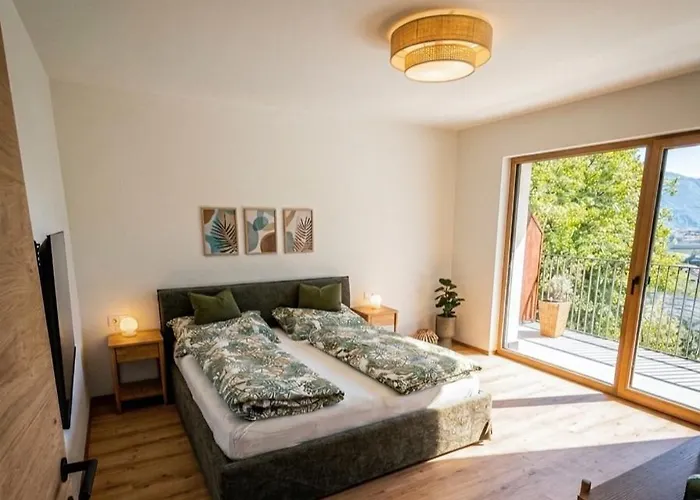 Vista Aurea Apartments