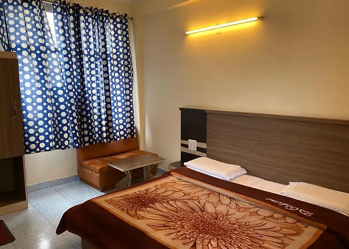 Aashirwad Hotel