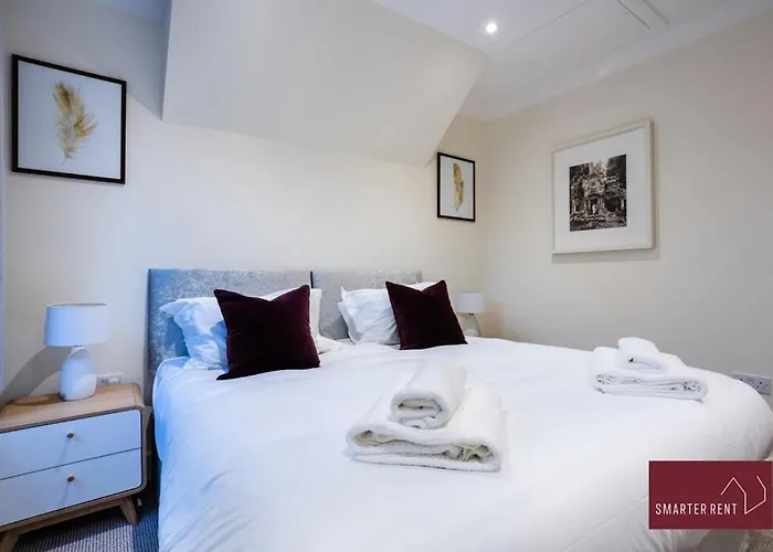Central Richmond - Modern 1 Bedroom Flat