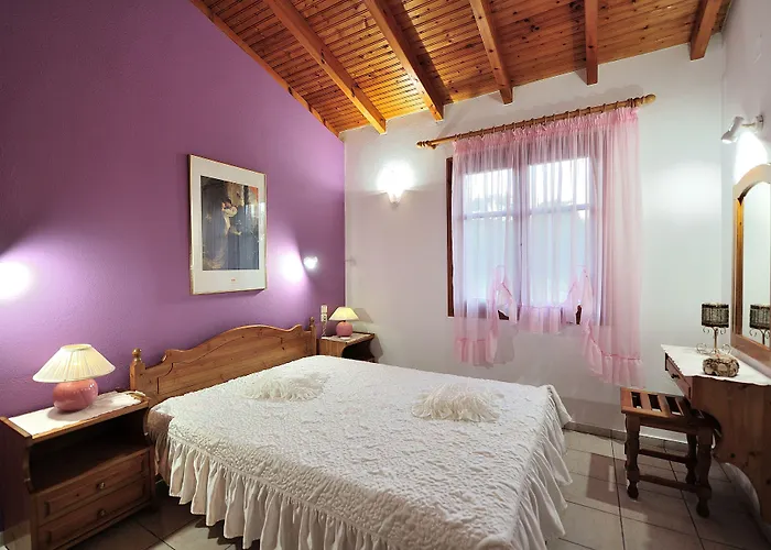 Anastazia Paradise