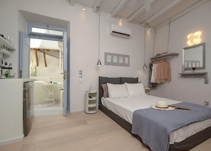 Venetian Suites