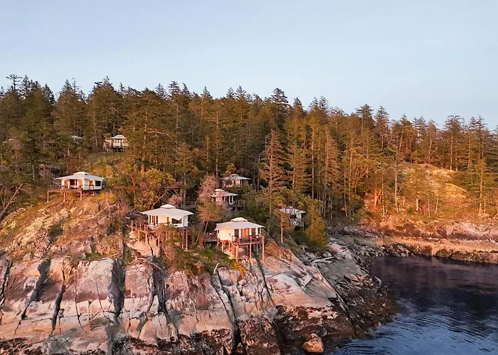 Rockwater Secret Cove Resort