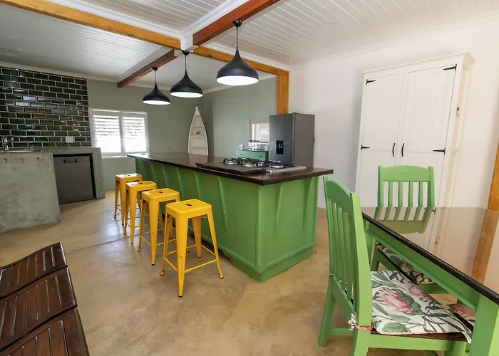 Stilbaai Harbour Inn