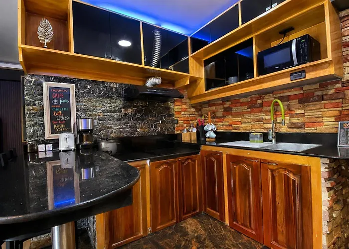 Clockworkorange Luxury Suites