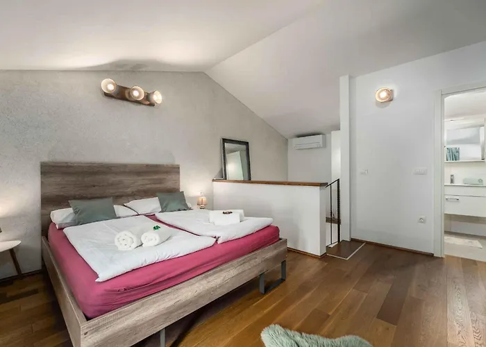 Holiday Home In Porec 35381