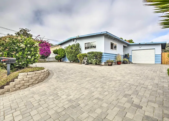 Coastal Carlsbad Home: 1 Mi To Beach & Downtown