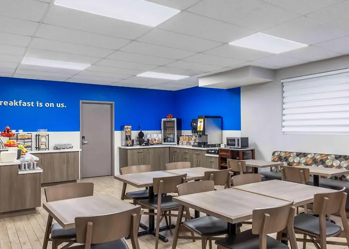 Days Inn By Wyndham Leamington