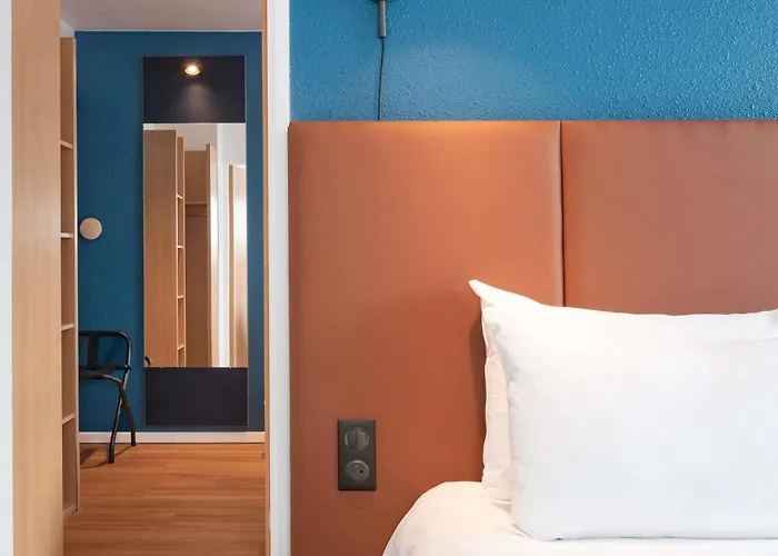 Ibis Bayeux Port En Bessin