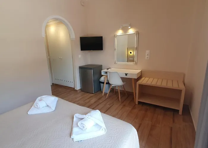 Paleo Inn Hotel