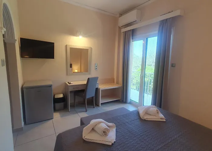 Paleo Inn Hotel