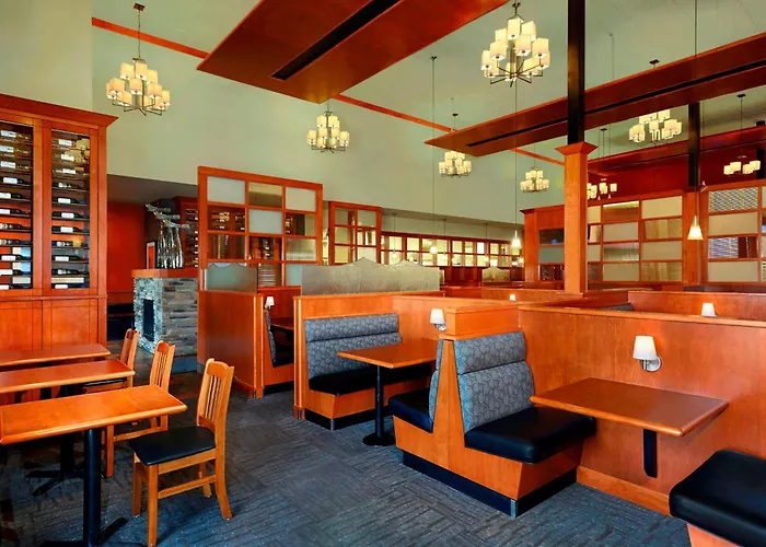 Four Points By Sheraton Edmonton Gateway