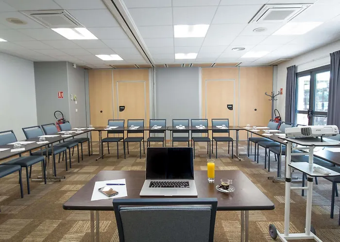 Ibis Brignoles Provence Verte