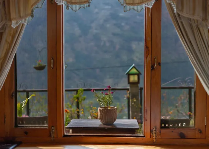 Himalayan Kothi ,Kais, Kullu Manali