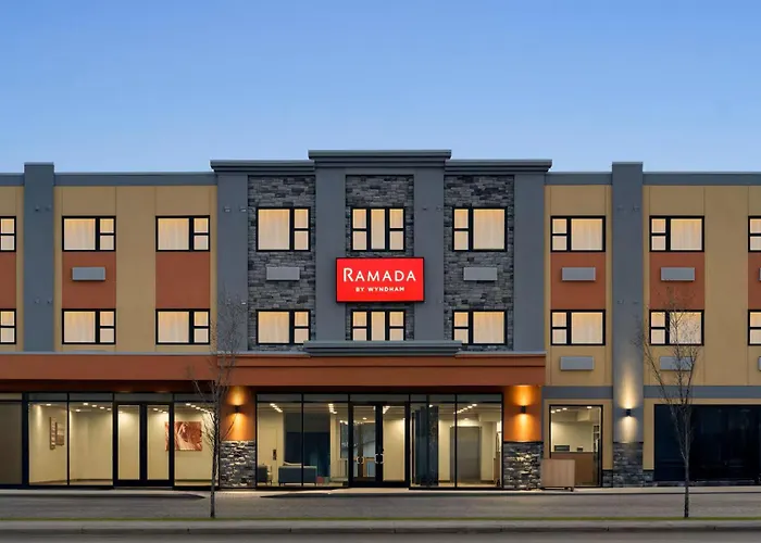 Ramada By Wyndham West Edmonton Hotel & Suites