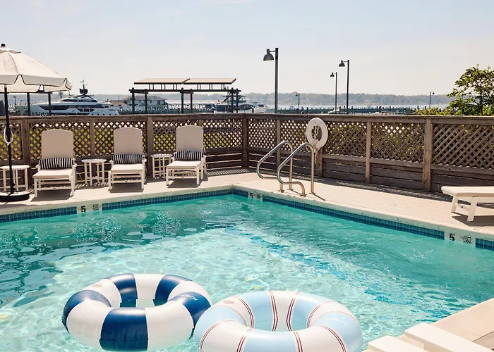 The Harbor Front Inn