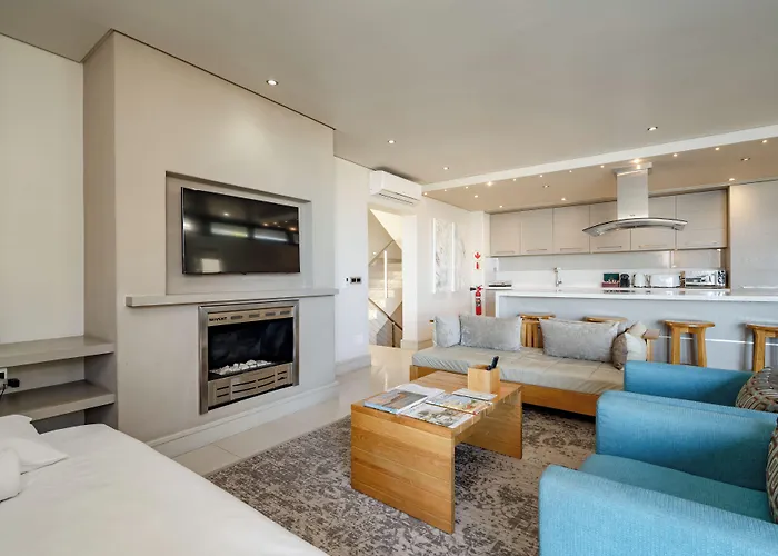 Harbour House Hotel