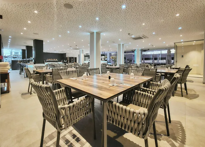 Apartamentos Ponent