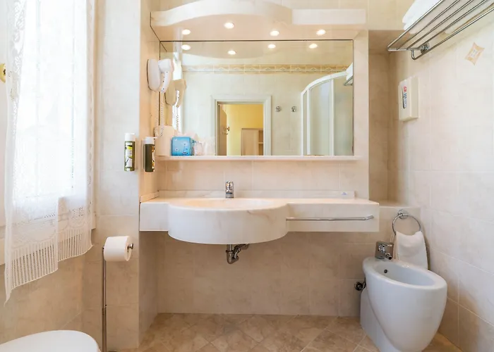 Hotel Maderno By Double Hospitality
