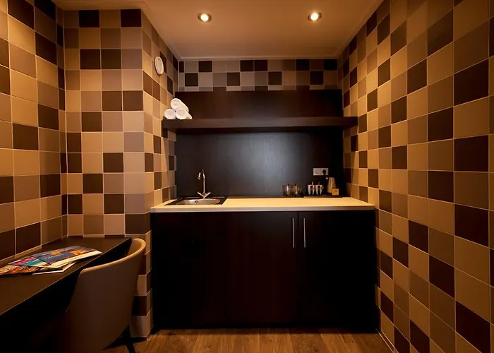 Van Der Valk Hotel Avifauna