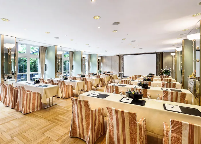 Best Western Premier Grand Hotel Russischer Hof