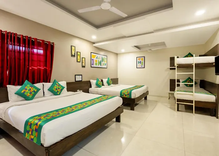 Treebo Shree Sai Suites - 2Km From Mahalaxmi Temple