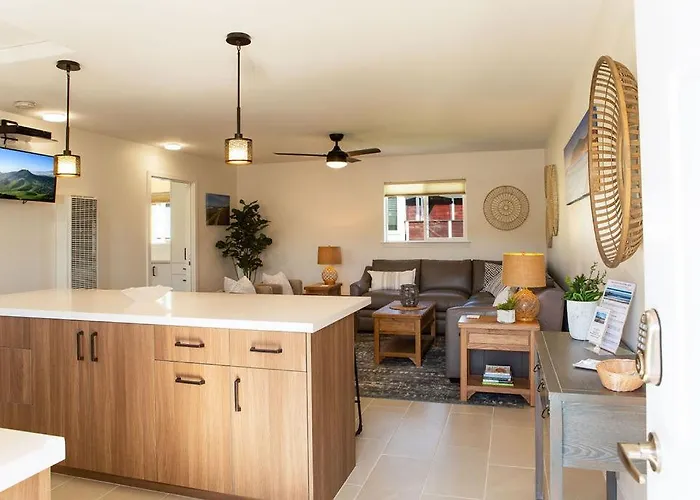90 San Luis Street Unit D