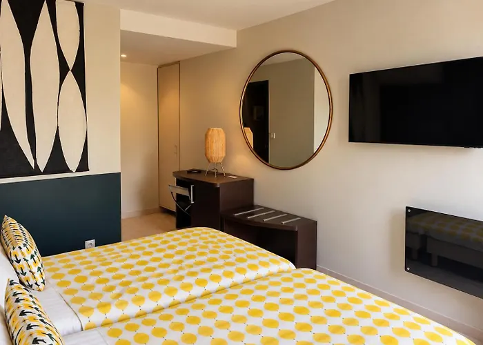 Brit Privilege Le Victoria Boutique Hotel