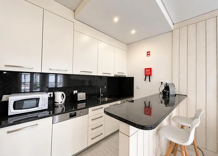 Porta Nova Historic Center - Apartments Collection By Perpetual Relax