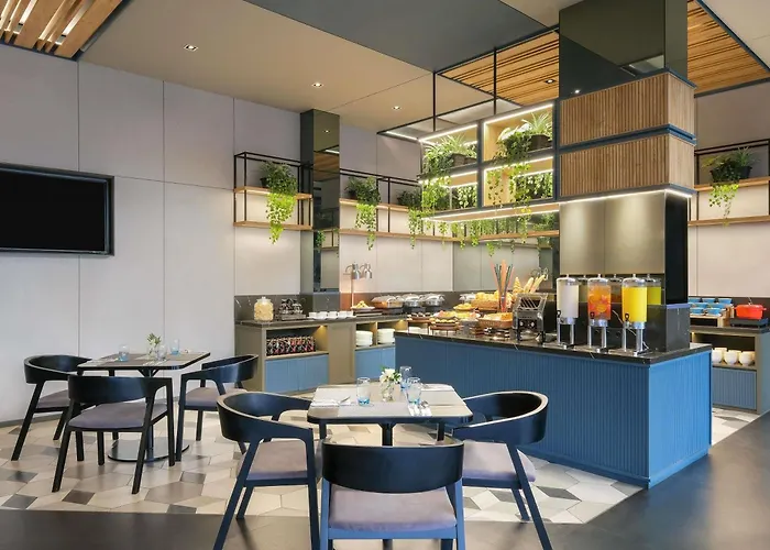 Ibis Surabaya Tidar