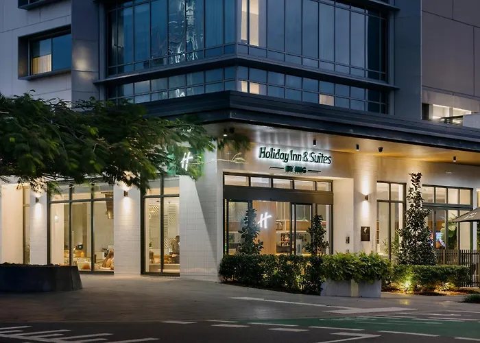 Holiday Inn & Suites Sunshine Coast, An Ihg Hotel