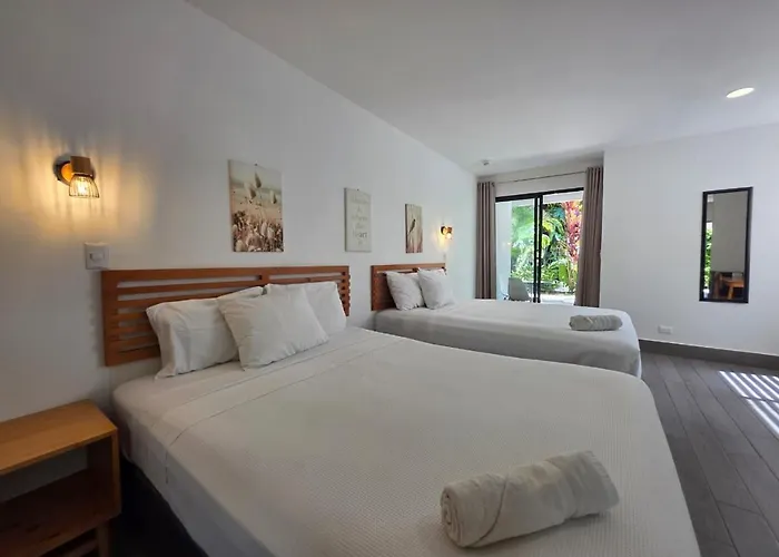 Yuli Hotel