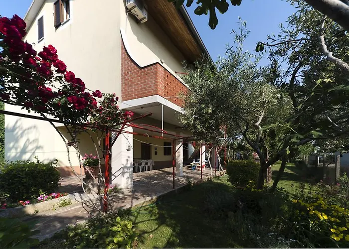 Apartments Milica