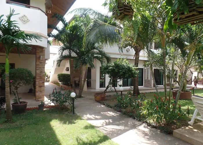 Babylon Pool Villas