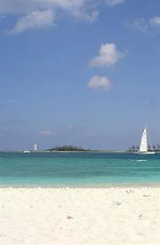 Holiday Inn Express & Suites Nassau