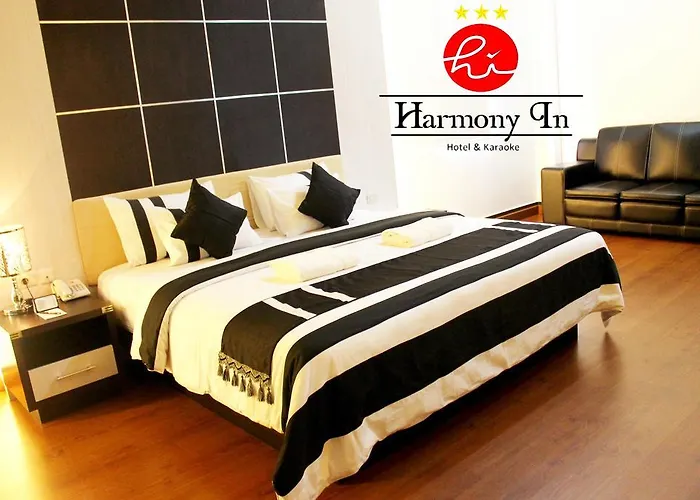 Hotel Harmony In & Karaoke