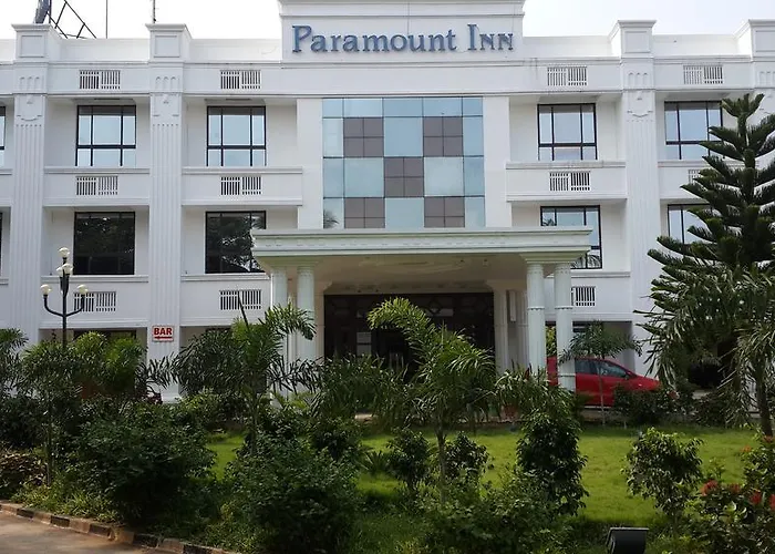 Paramount Inn